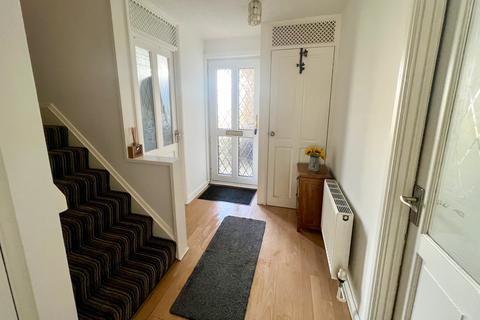87 Dyche Road, Sheffield, S8 8DR