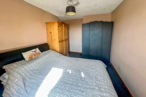 87 Dyche Road, Sheffield, S8 8DR