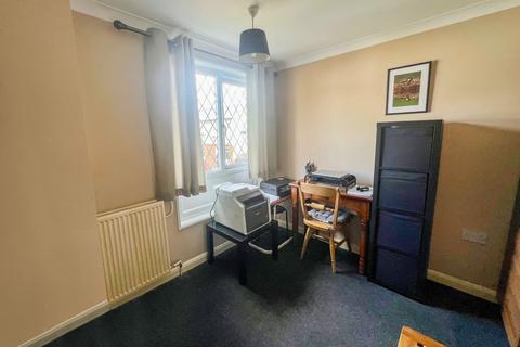 87 Dyche Road, Sheffield, S8 8DR