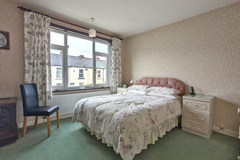 233 Warminster Road, Sheffield, S8 8PR