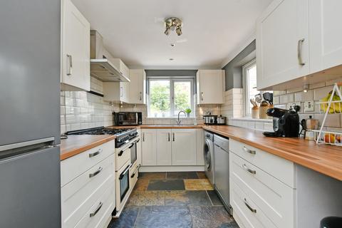16c Meadow View Road, Sheffield, S8 7TP