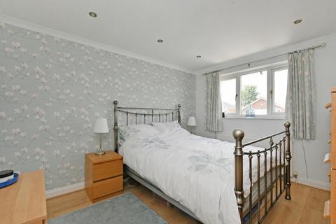16c Meadow View Road, Sheffield, S8 7TP