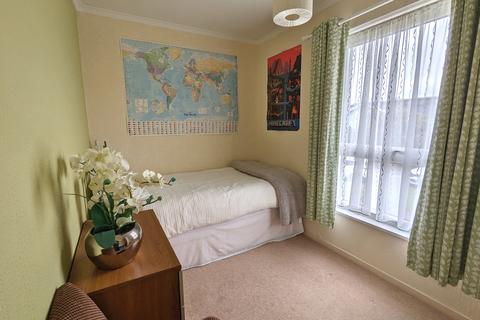 3 Hazlebarrow Crescent, Sheffield, S8 8AN