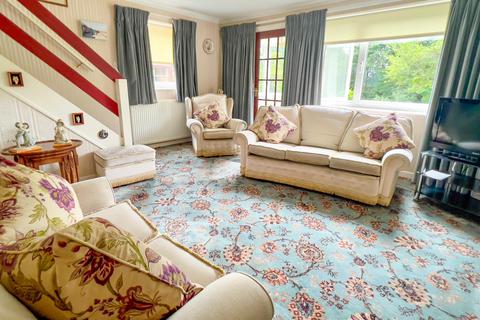 95 Cinderhill Lane, Sheffield, S8 8JA