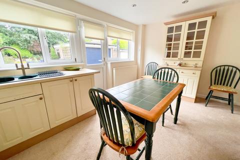 95 Cinderhill Lane, Sheffield, S8 8JA