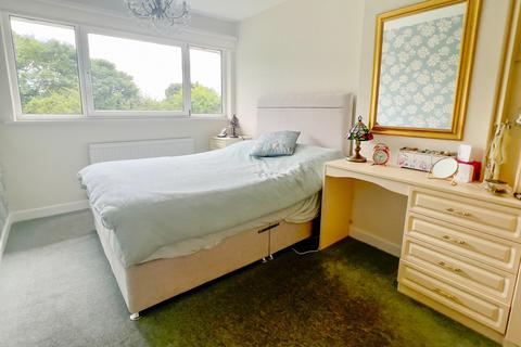 95 Cinderhill Lane, Sheffield, S8 8JA