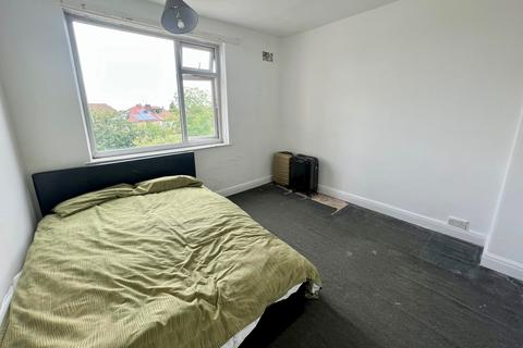 213 Hemsworth Road, Sheffield, S8 8LP