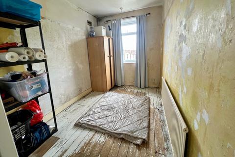 213 Hemsworth Road, Sheffield, S8 8LP