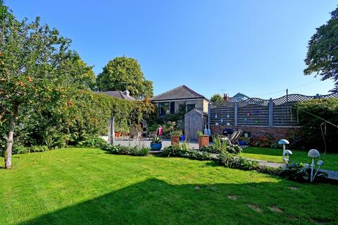 224 Abbey Lane, Sheffield, S8 0BW