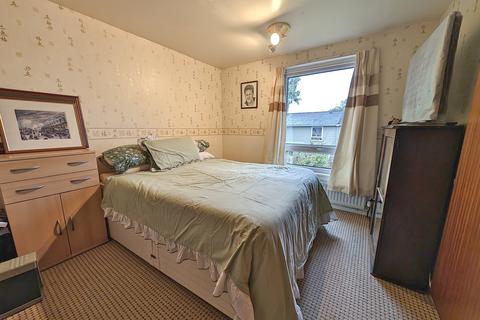 3 Lingfoot Place, Sheffield, S8 8DG