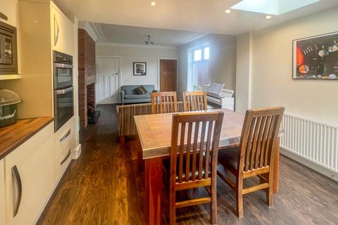 27 Firbeck Road, Sheffield, S8 0NF