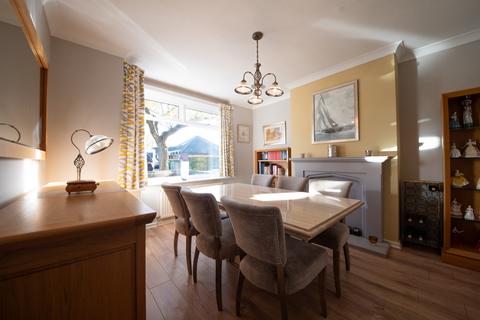 7 The Meads, Sheffield, S8 8JD