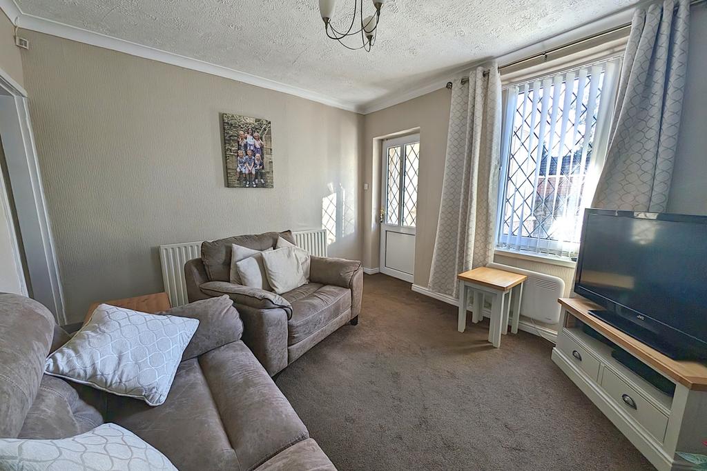 Randall Street, Eckington, S21 4FF 2 bed terraced house for sale £125,000