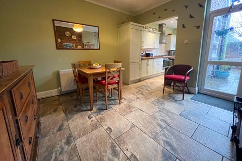 121 Burcot Road, Sheffield, S8 9FF