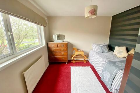 4 Haslam Crescent, Sheffield, S8 7GR