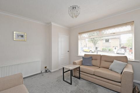 18 Tadcaster Crescent, Sheffield, S8 0RE