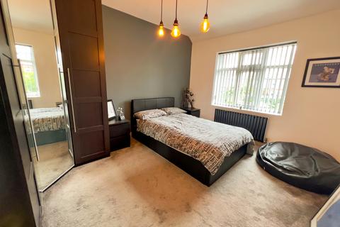 2 James Andrew Crescent, Sheffield, S8 7RJ