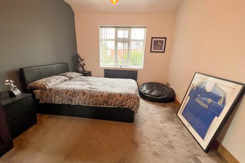 2 James Andrew Crescent, Sheffield, S8 7RJ