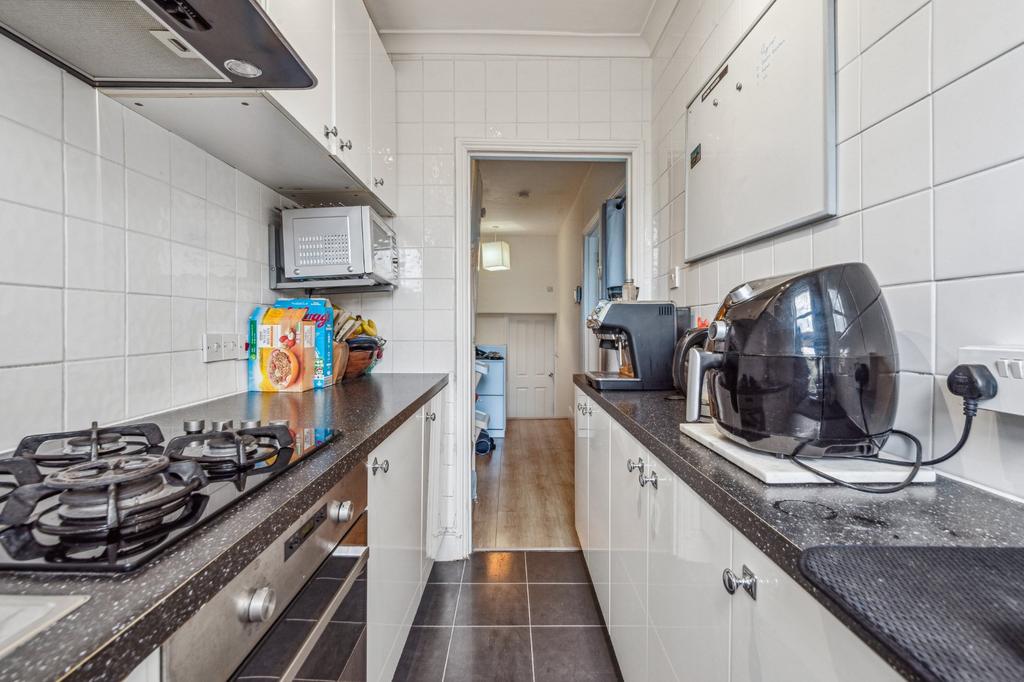 Apartment in London - More