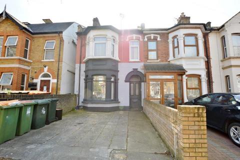 2 bedroom flat for sale, Plaistow E13