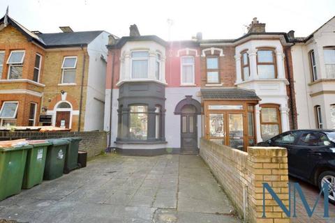undefined, Plaistow E13