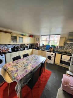 4 bedroom terraced house for sale, London SE19