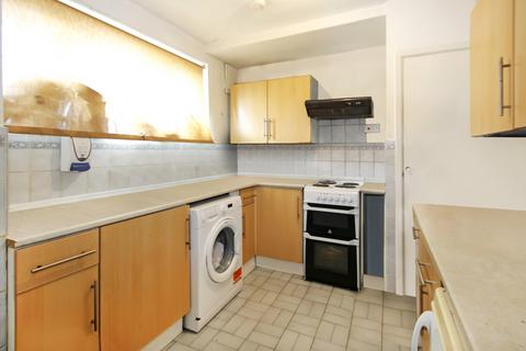 3 bedroom flat for sale, Crescent Wood Road, London SE26