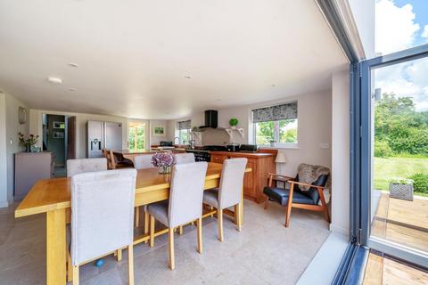 4 bedroom detached house for sale, Hereford HR4