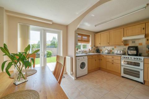 2 Eastholme Avenue, Belmont, Hereford, HR2 7UQ