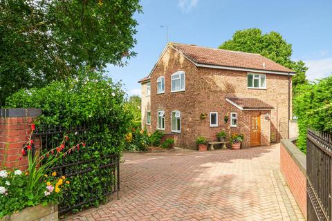16 Vine Tree Close, Withington, Hereford, HR1 3QW