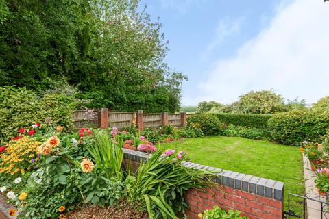 16 Vine Tree Close, Withington, Hereford, HR1 3QW