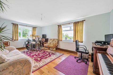 16 Vine Tree Close, Withington, Hereford, HR1 3QW