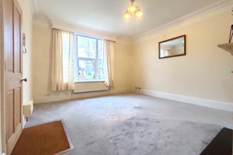 1 bedroom flat for sale, Top Road Sharpthorne, East Grinstead RH19