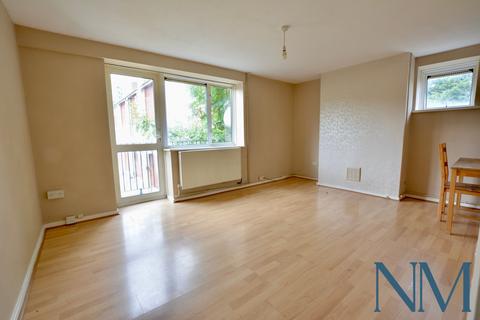 2 bedroom flat for sale, Regina Road, London SE25