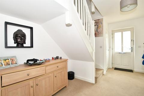 5 Abrams Way, Havant, PO9 1FJ