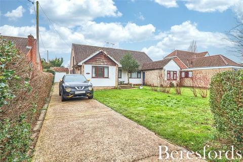 3 bedroom bungalow for sale, Causeway End Road, Felsted, CM6