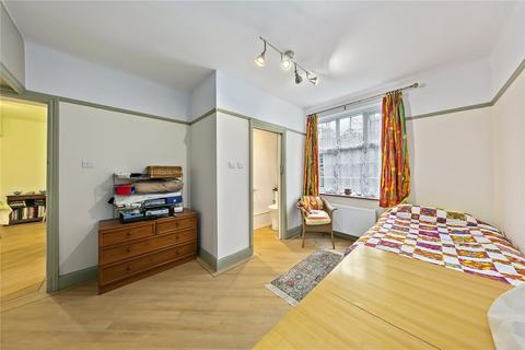 2 bedroom apartment for sale, Gloucester Court, Kew Road, Kew, Surrey, TW9
