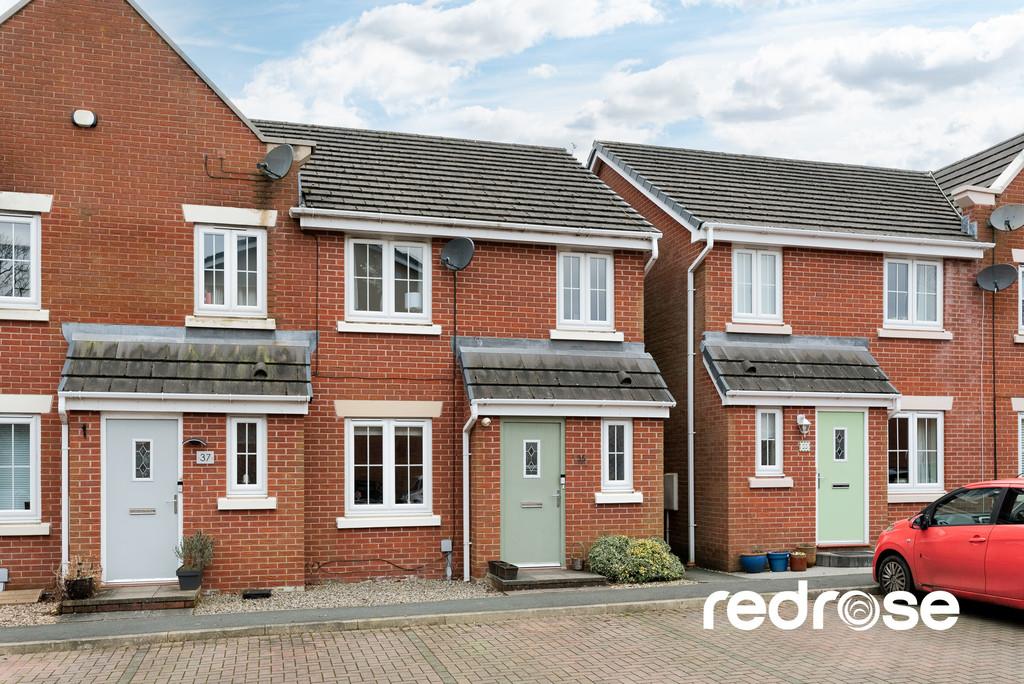 Sunningdale Drive, Chorley PR7 3 bed terraced house for sale £197,000