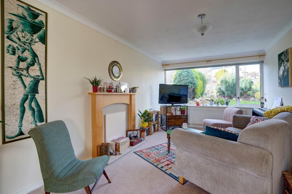 Newlay Grove, Horsforth, Leeds, West Yorkshire, UK, LS18 3 bed semi