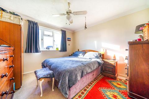 4 bedroom detached bungalow for sale, Ledbury,  Herefordshire,  HR8