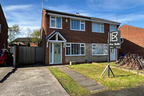 2 bedroom semi-detached house for sale, Worsley, Manchester M28