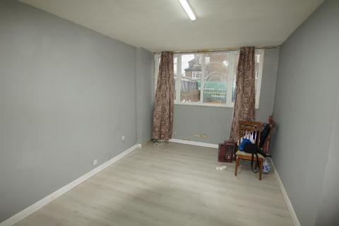 1 bedroom flat to rent, High Road Leytonstone, London E11