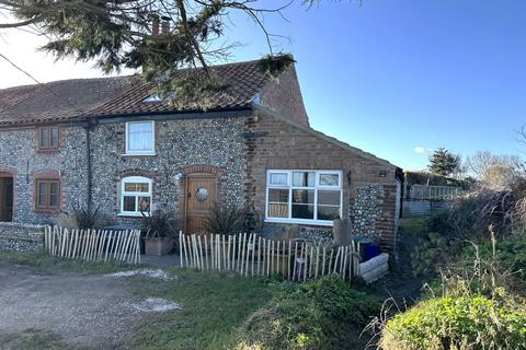 2 bedroom cottage for sale, Newport, NR29