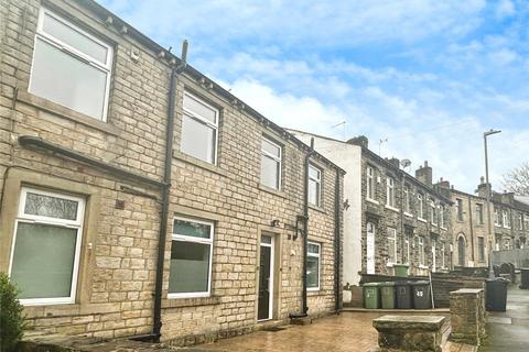 6 bedroom end of terrace house to rent, Tunnacliffe Road, Newsome, Huddersfield, HD4