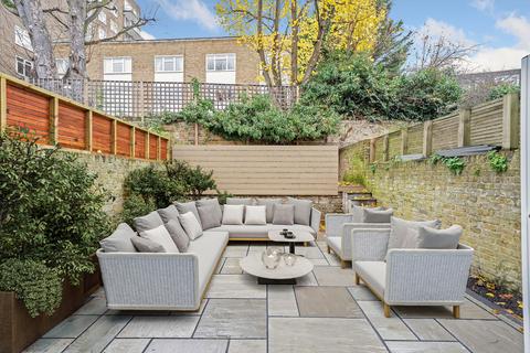4 bedroom terraced house to rent - Woodsford Square, London, W14