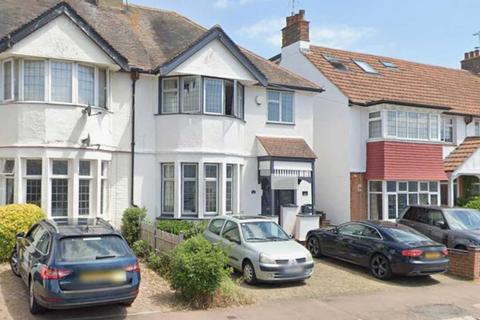 undefined, Leigh on Sea SS9