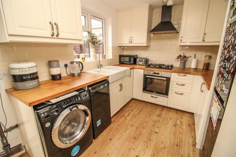 106 Brock End, Portishead, Bristol, BS20 8AS