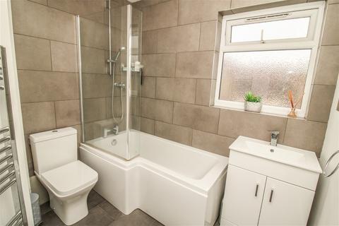 106 Brock End, Portishead, Bristol, BS20 8AS