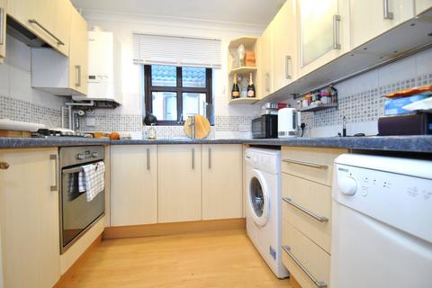 2 Wesley Close, Arlesey, SG15 6SQ