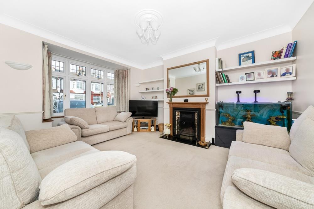 Kemble Road, Forest Hill, London, SE23 3 bed house for sale £800,000